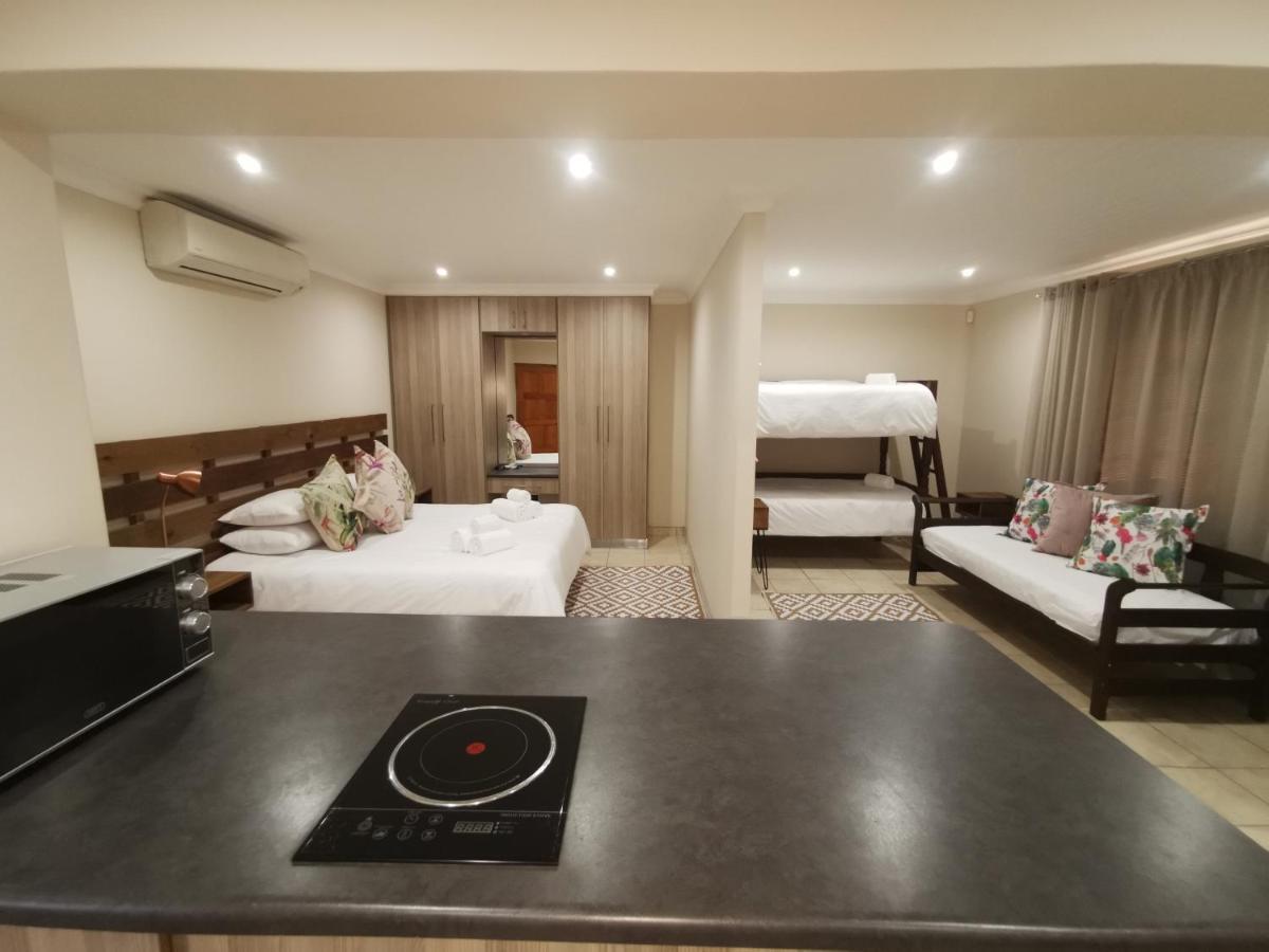 Guest Suites On Connor Блумфонтейн Экстерьер фото